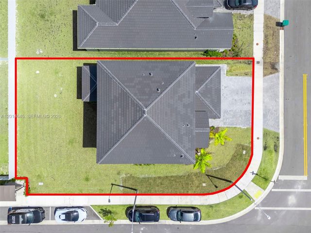 13629 SW 186th Lane, Miami, FL 33177