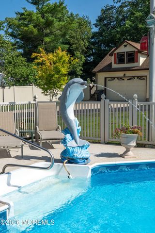 126 Shenandoah Boulevard, Toms River, NJ 08753