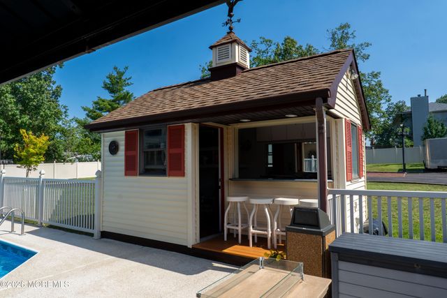 126 Shenandoah Boulevard, Toms River, NJ 08753
