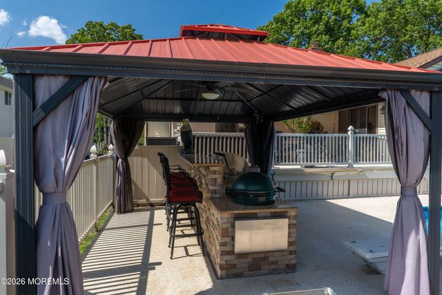 126 Shenandoah Boulevard, Toms River, NJ 08753