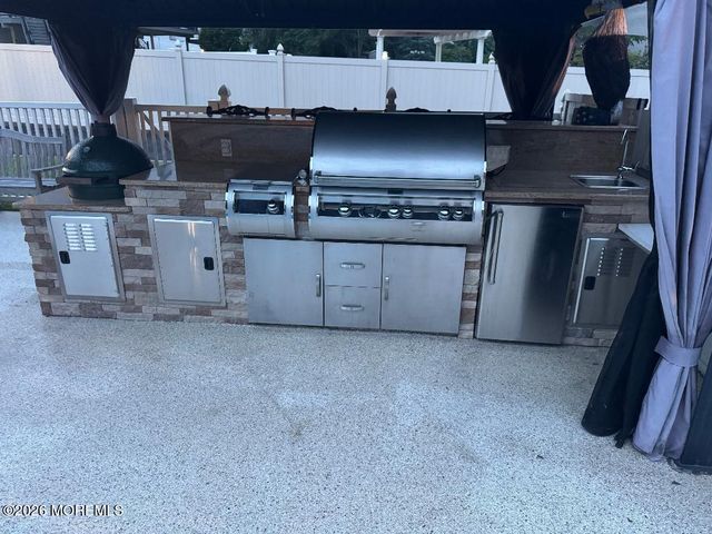 126 Shenandoah Boulevard, Toms River, NJ 08753