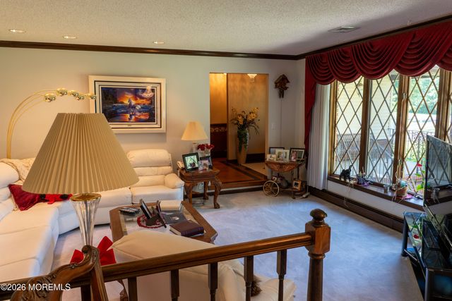 126 Shenandoah Boulevard, Toms River, NJ 08753