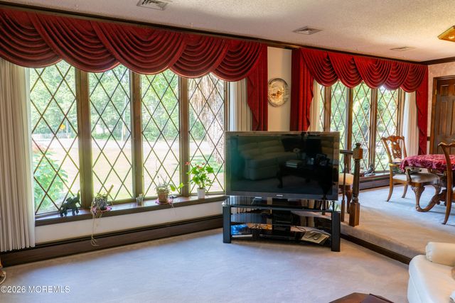 126 Shenandoah Boulevard, Toms River, NJ 08753