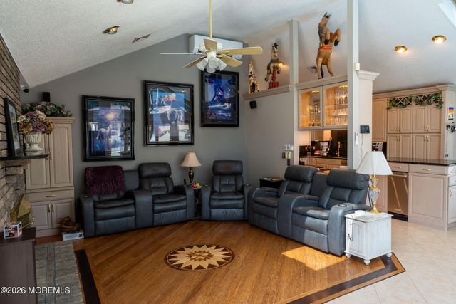 126 Shenandoah Boulevard, Toms River, NJ 08753