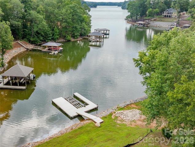1147 Whispering Winds Drive, Catawba, NC 28609