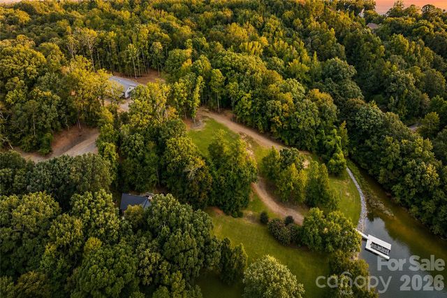 1147 Whispering Winds Drive, Catawba, NC 28609