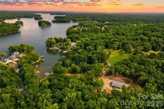 1147 Whispering Winds Drive, Catawba, NC 28609