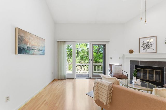 176 River Breeze Drive, Charleston, SC 29407