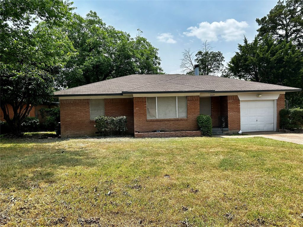 3229 Driftwood Drive, Dallas, TX 75227