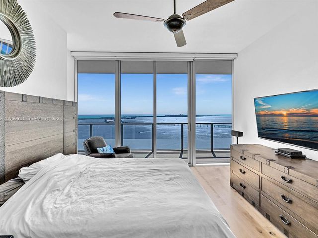 1300 E Brickell Bay Drive 4202, Miami, FL 33131