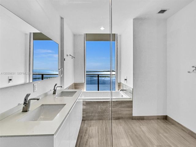 1300 E Brickell Bay Drive 4202, Miami, FL 33131