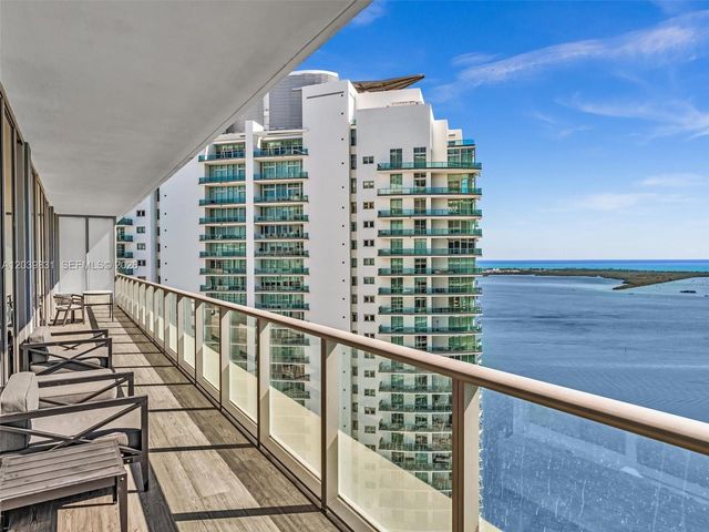 1300 E Brickell Bay Drive 4202, Miami, FL 33131