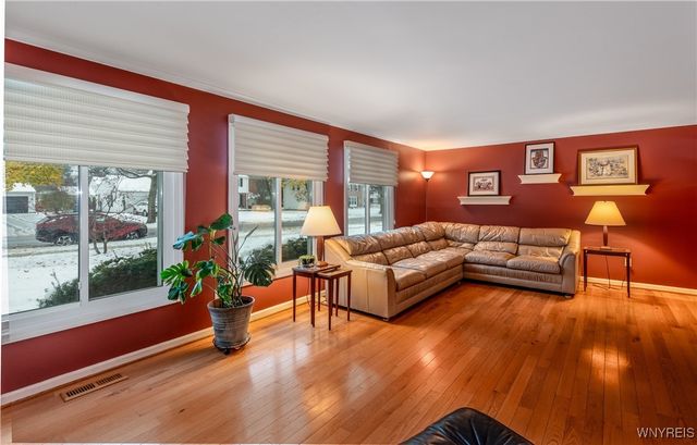 116 The Paddock, Amherst, NY 14221