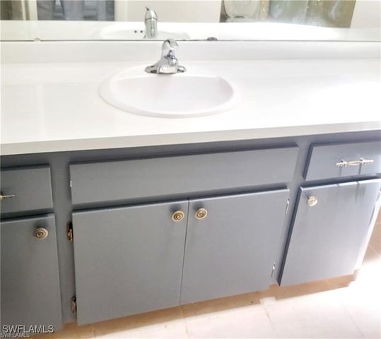 5541 Westwind LN 202, Fort Myers, FL 33919