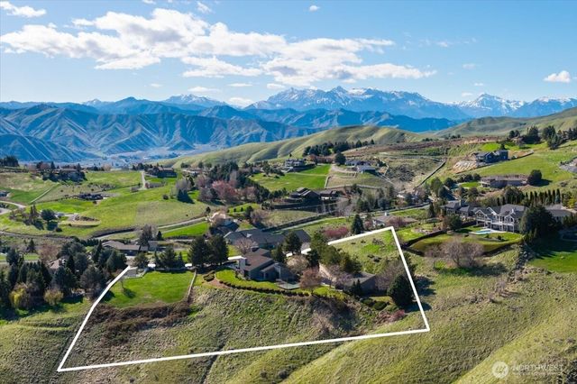 4333 Anna Lane, Wenatchee, WA 98801