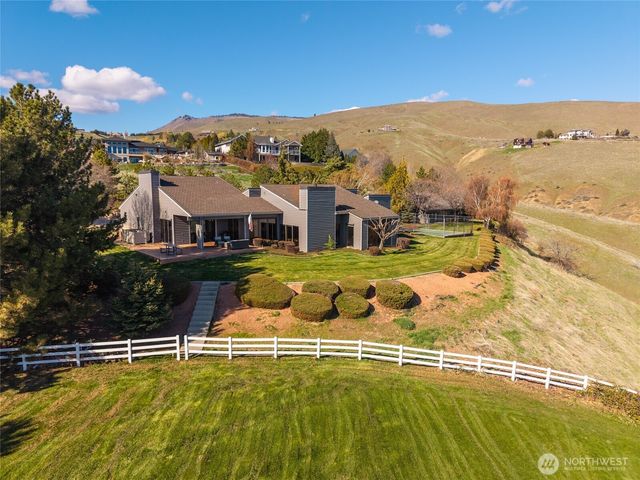 4333 Anna Lane, Wenatchee, WA 98801