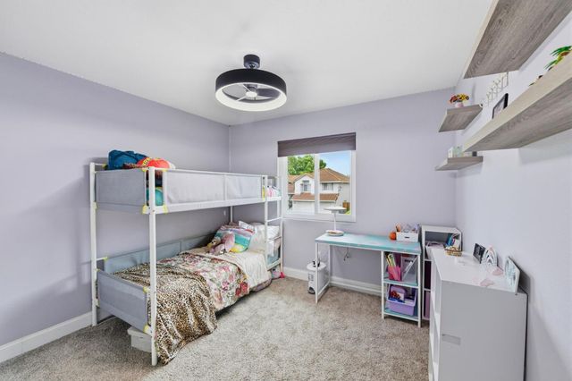 2010 Mineral Springs Dr, Roseville, CA 95747