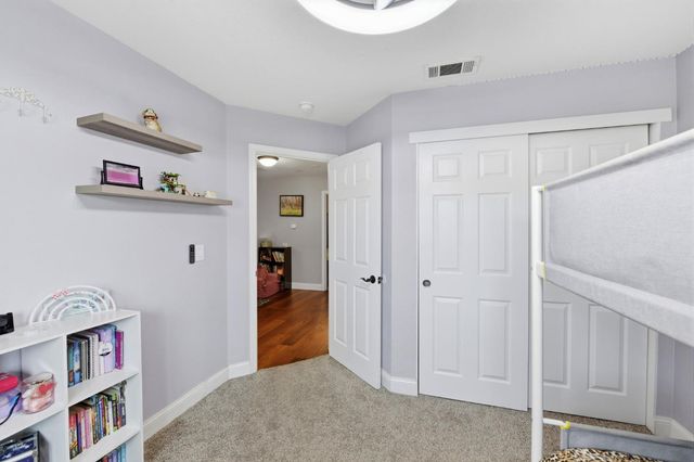 2010 Mineral Springs Dr, Roseville, CA 95747