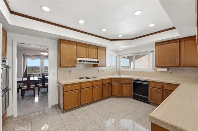 18831 Winnwood Lane, Santa Ana, CA 92705