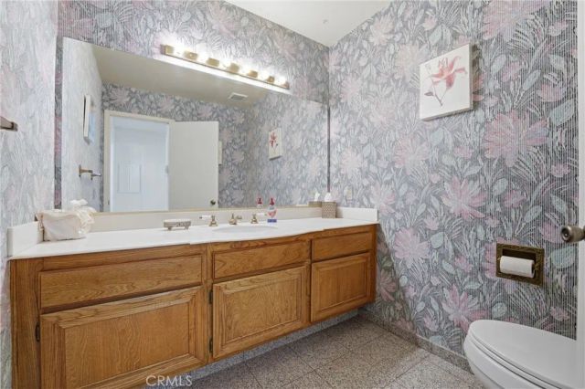18831 Winnwood Lane, Santa Ana, CA 92705