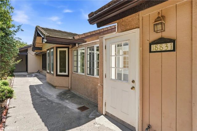 18831 Winnwood Lane, Santa Ana, CA 92705
