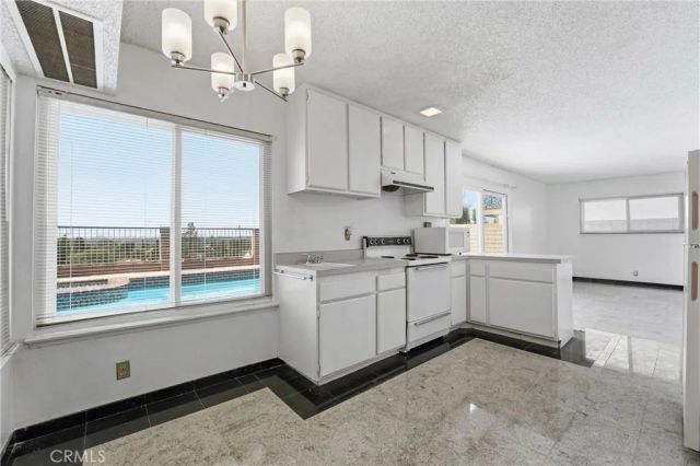 18831 Winnwood Lane, Santa Ana, CA 92705
