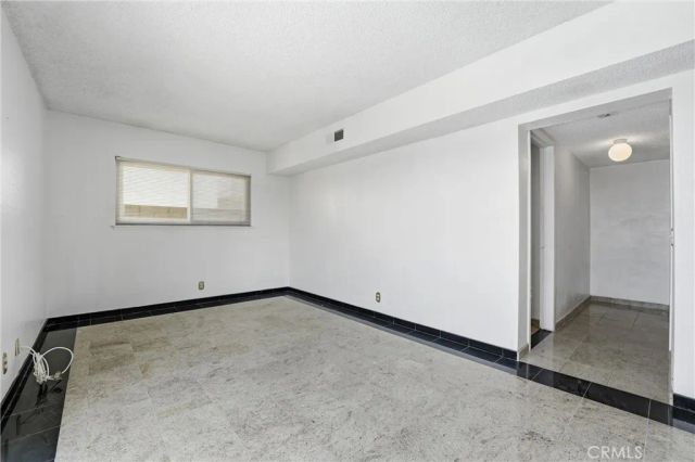 18831 Winnwood Lane, Santa Ana, CA 92705
