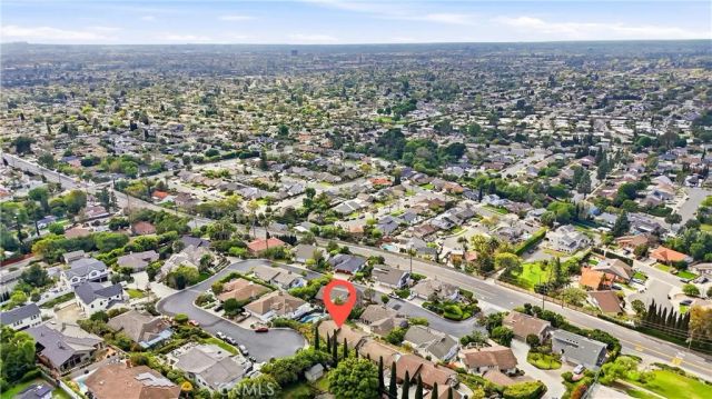 18831 Winnwood Lane, Santa Ana, CA 92705
