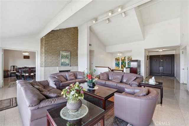 18831 Winnwood Lane, Santa Ana, CA 92705
