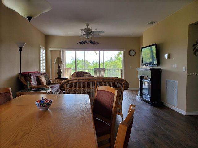 2020 WILLOW HAMMOCK CIRCLE 301, Punta Gorda, FL 33983