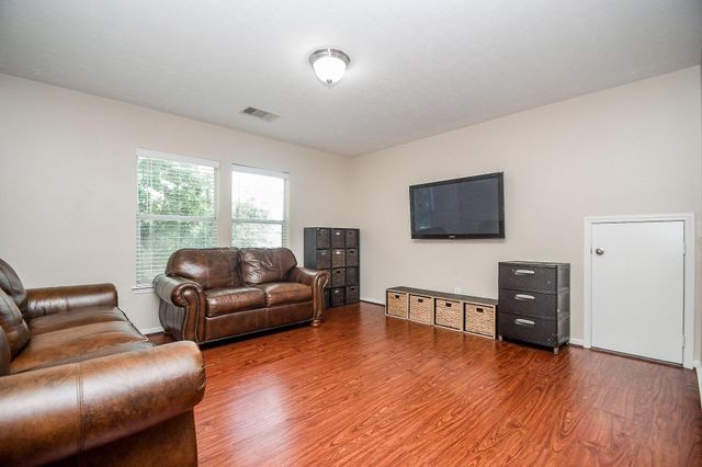 1 Carmel Chase Court, Manvel, TX 77578