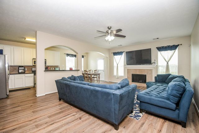1 Carmel Chase Court, Manvel, TX 77578
