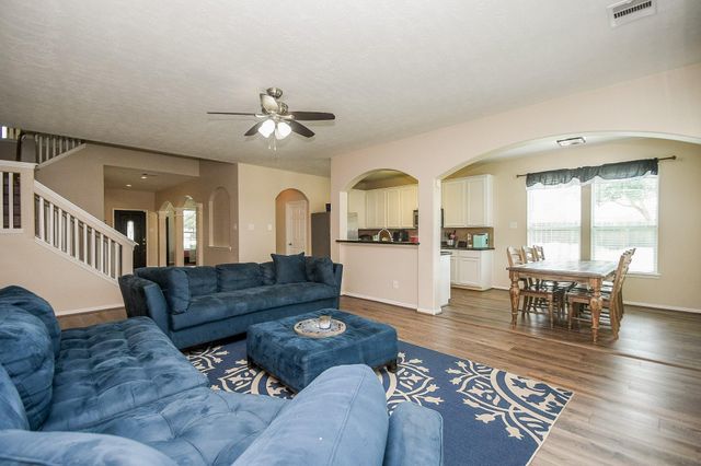 1 Carmel Chase Court, Manvel, TX 77578