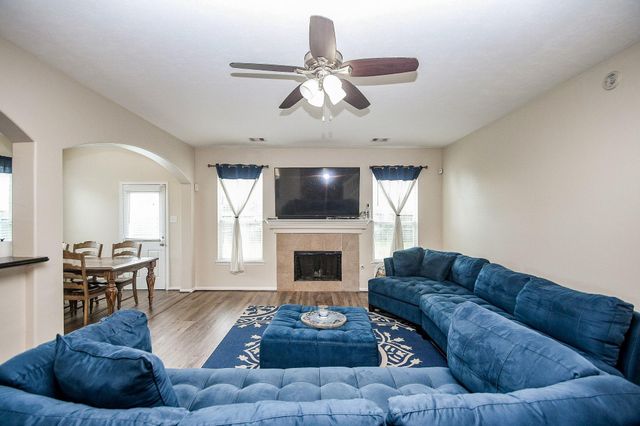 1 Carmel Chase Court, Manvel, TX 77578