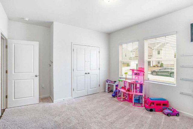 1066 Feldman Chase, Loganville, GA 30052