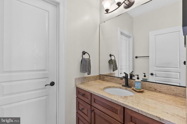 7035 WILDERNESS CT, Owings, MD 20736