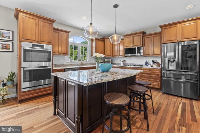 7035 WILDERNESS CT, Owings, MD 20736