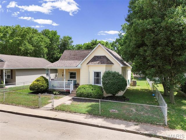 710 Jefferson Avenue, Festus, MO 63028