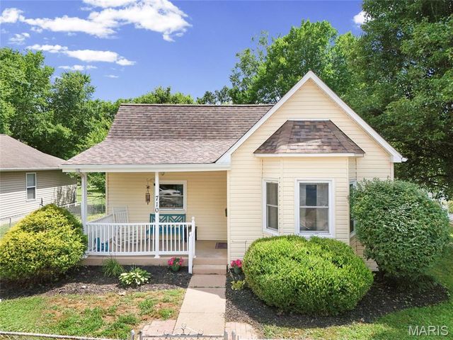 710 Jefferson Avenue, Festus, MO 63028