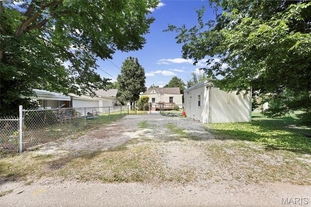 710 Jefferson Avenue, Festus, MO 63028