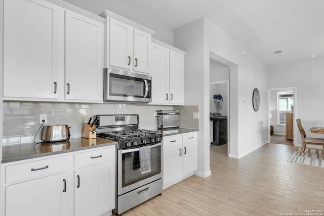 1048 Buffalo Grove, New Braunfels, TX 78130