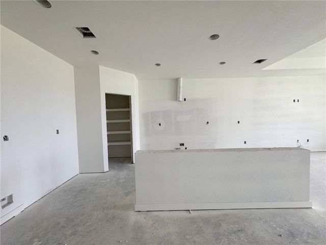 2610 Las Estrellas St, Corpus Christi, TX 78414