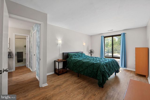 1030 BRINKER DR ##202, Hagerstown, MD 21740