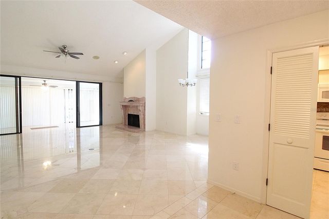 5677 PIPERS WAITE 41, Sarasota, FL 34235