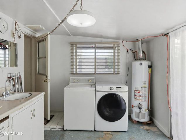 10919 W CONNECTICUT Avenue, Sun City, AZ 85351