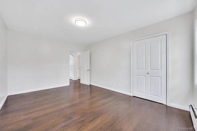175 N 25th Street, Wheatley Heights, NY 11798