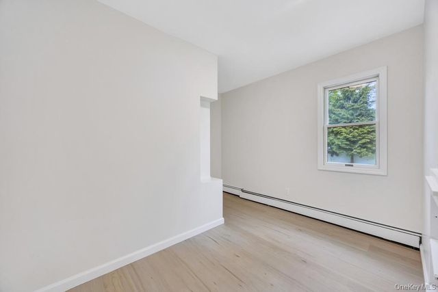 175 N 25th Street, Wheatley Heights, NY 11798