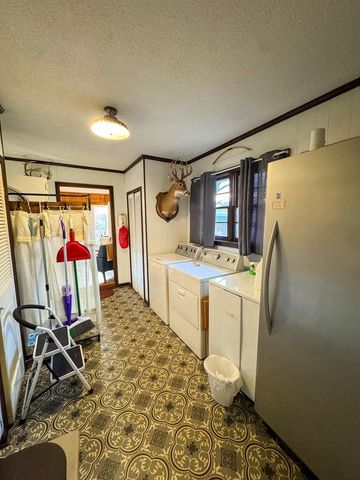 841 OLD HWY 51 HWY S, Brighton, TN 38011