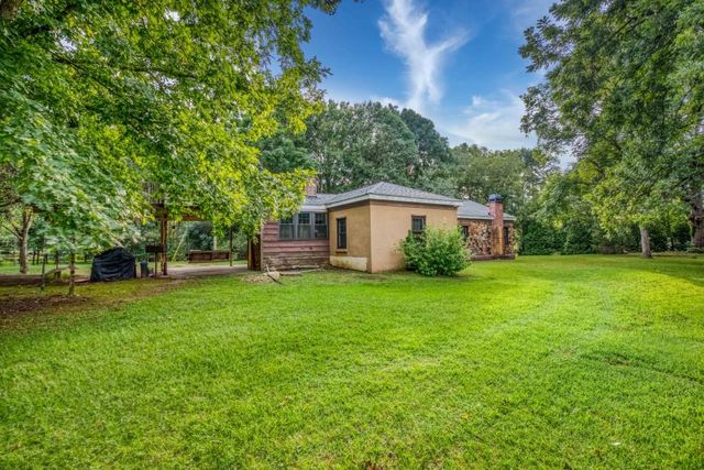 2067 Cleveland Road, Bogart, GA 30622