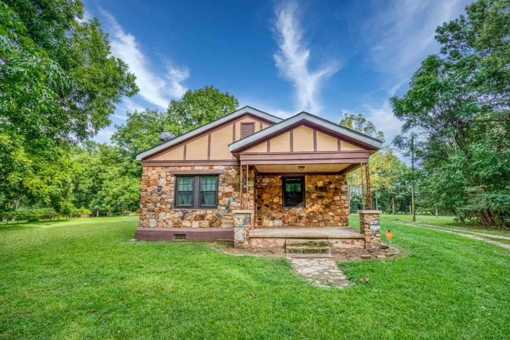 2067 Cleveland Road, Bogart, GA 30622